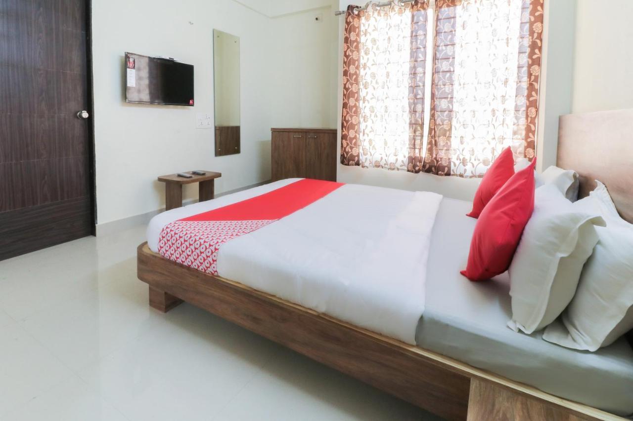Oyo 63903 Hotel Shree Ram Villa Dwārka Exteriér fotografie