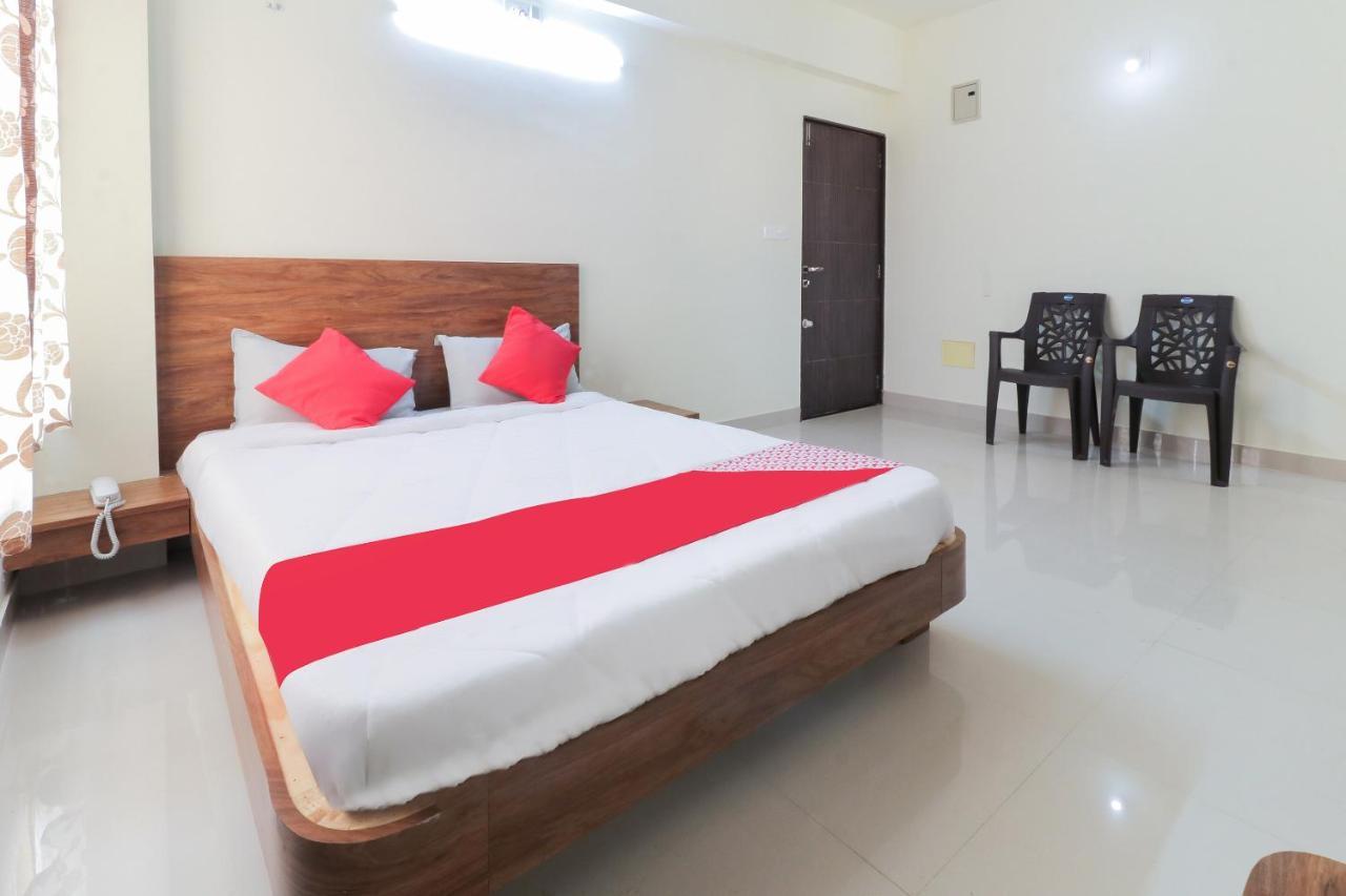 Oyo 63903 Hotel Shree Ram Villa Dwārka Exteriér fotografie